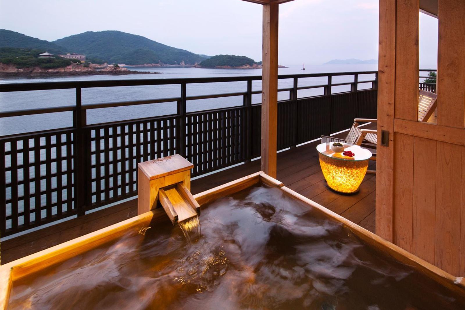 Hotel Migiwatei Ochi Kochi à Tomo Extérieur photo