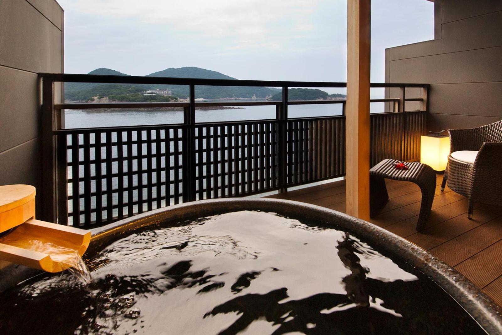 Hotel Migiwatei Ochi Kochi à Tomo Extérieur photo
