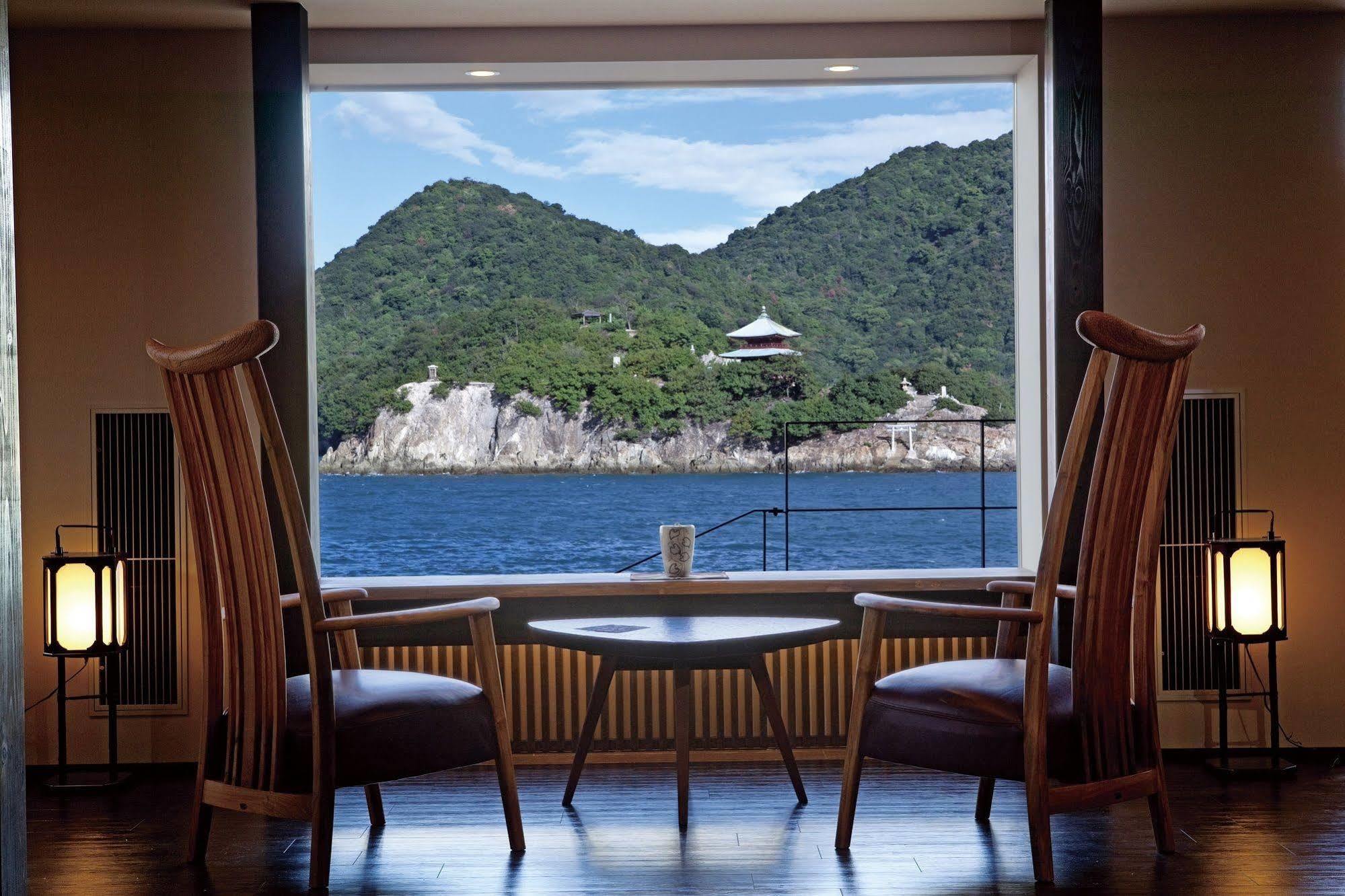 Hotel Migiwatei Ochi Kochi à Tomo Extérieur photo