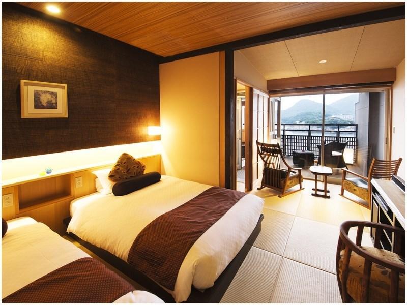 Hotel Migiwatei Ochi Kochi à Tomo Extérieur photo