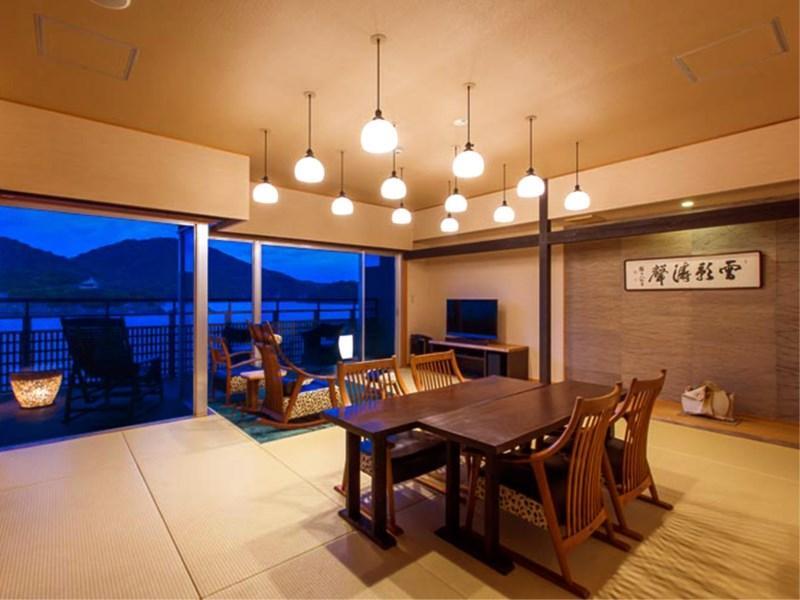 Hotel Migiwatei Ochi Kochi à Tomo Extérieur photo